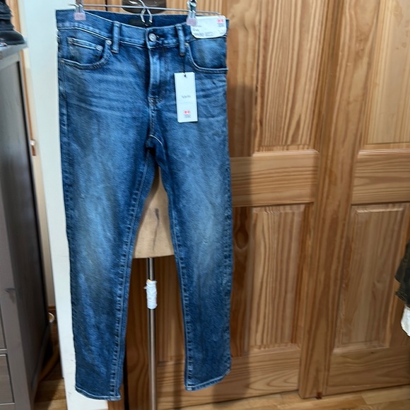 UNIQLO DENIM DISTRESSED JEAN SLIM FIT SIZE 29 NWT - Picture 2 of 12